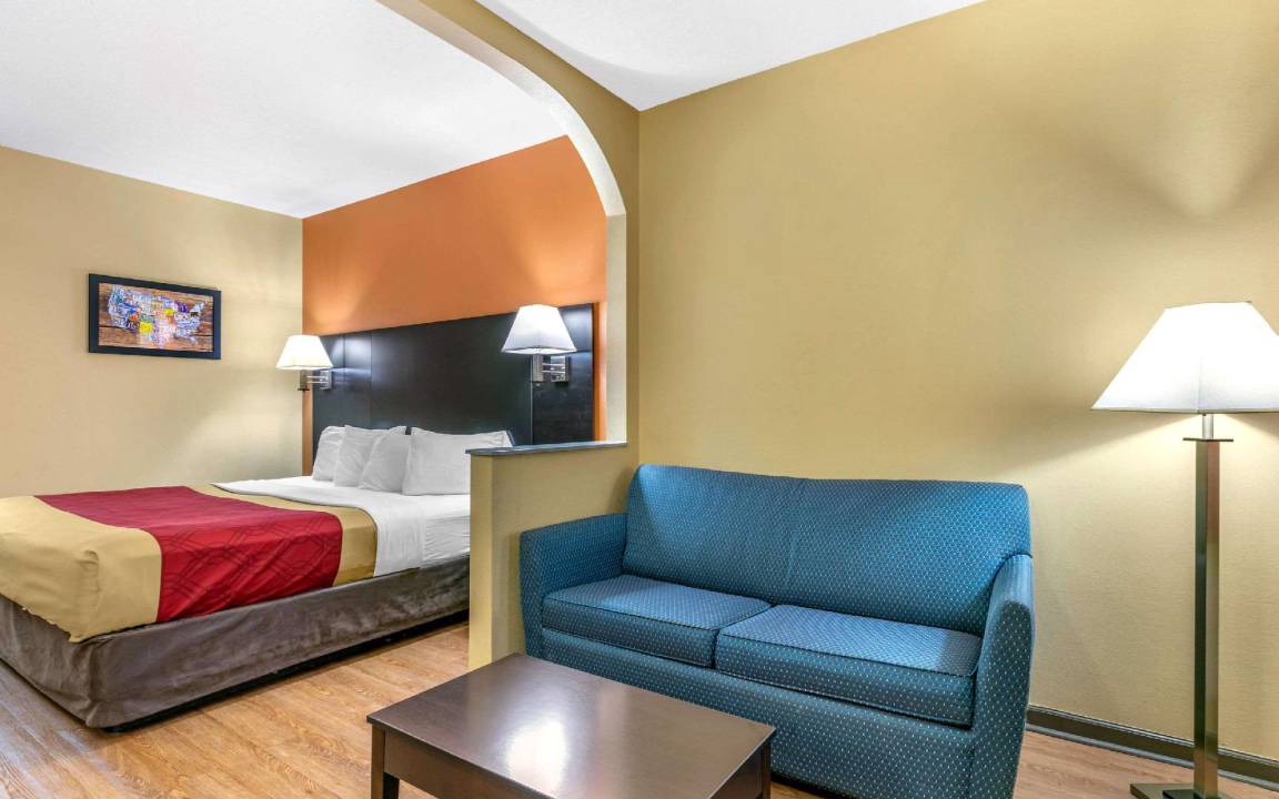 Photo of Bedroom in Northport