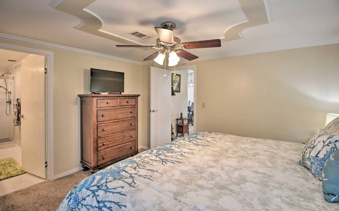 Photo of Bedroom in Crescent City