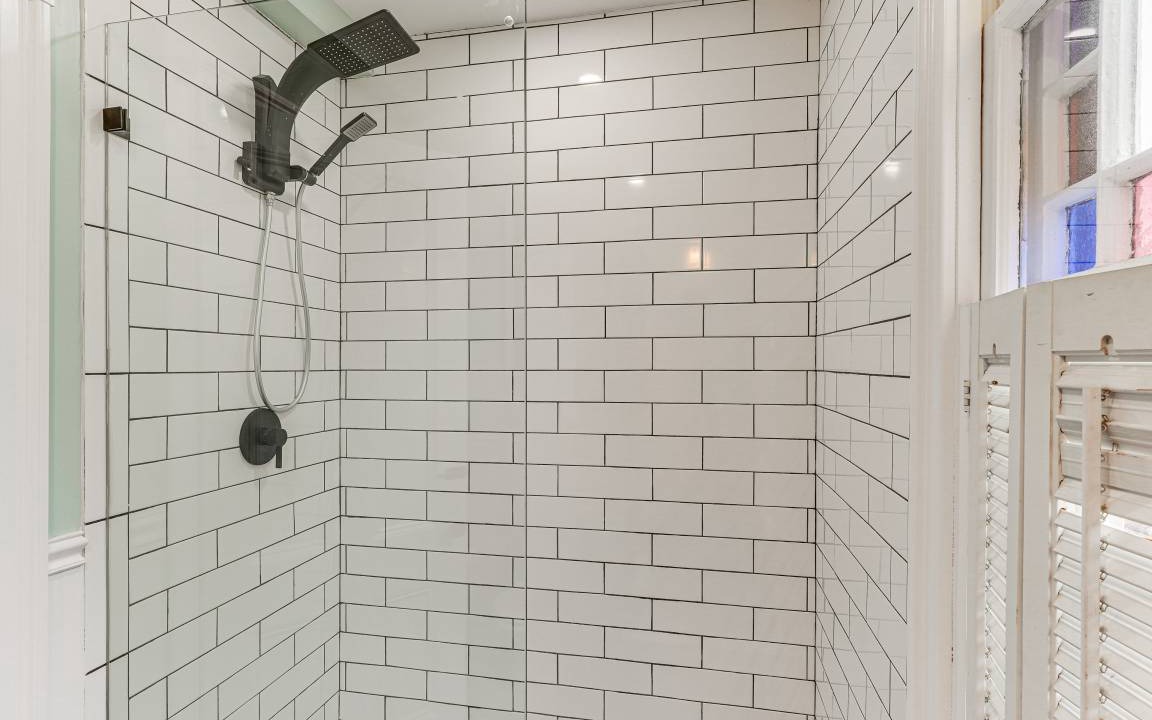 Photo of Bathroom in Newburgh