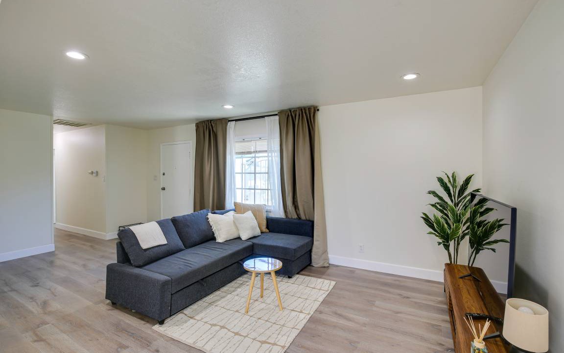 Photo of Livingroom in Westminster