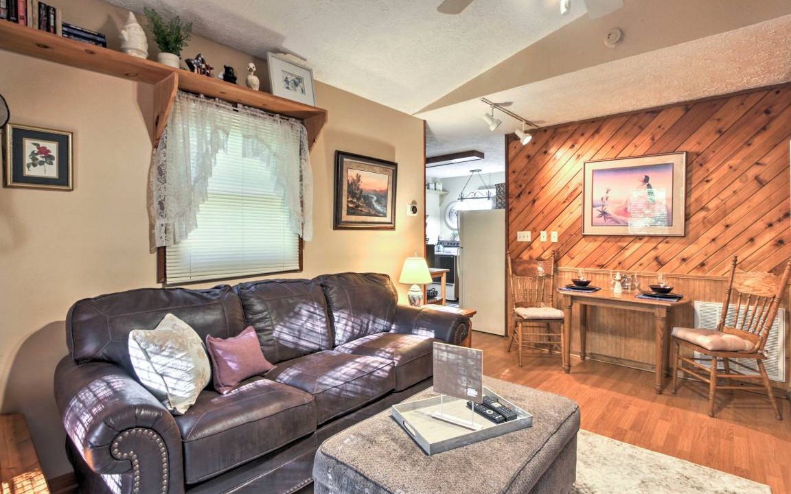 Photo of Livingroom in Gatlinburg - Pigeon Forge