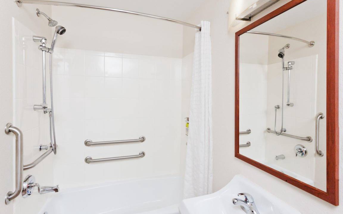 Photo of Bathroom in Gunter Afs