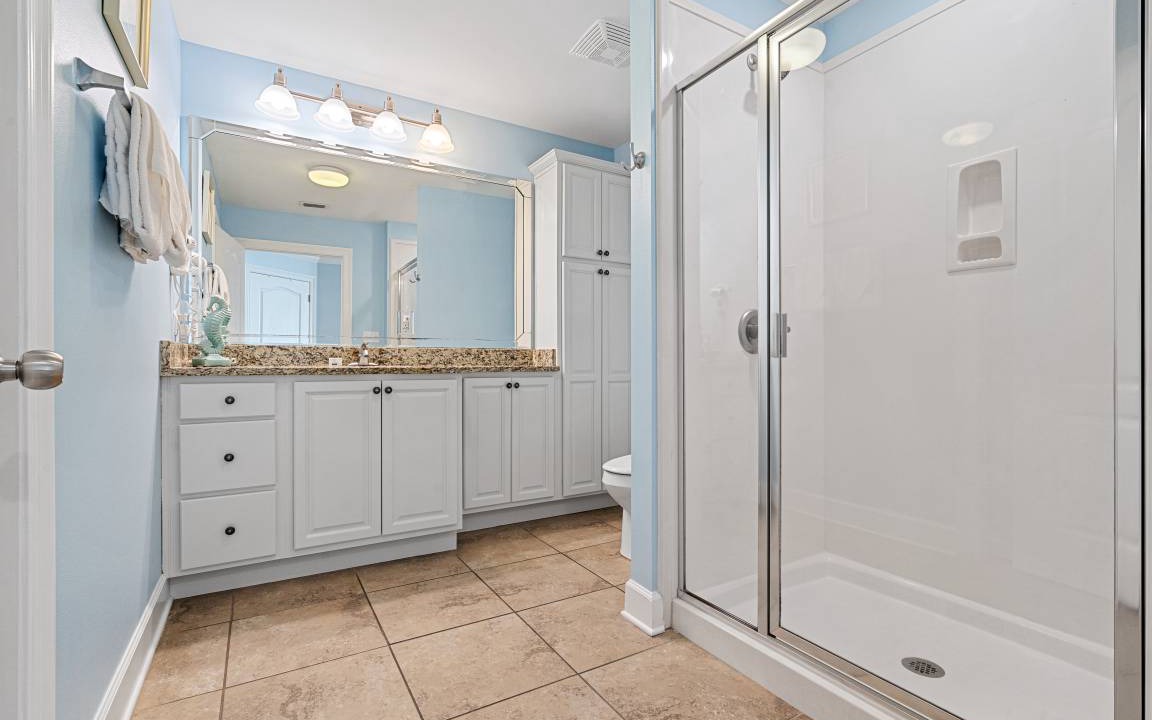 Photo of Bathroom in Gulf Shores