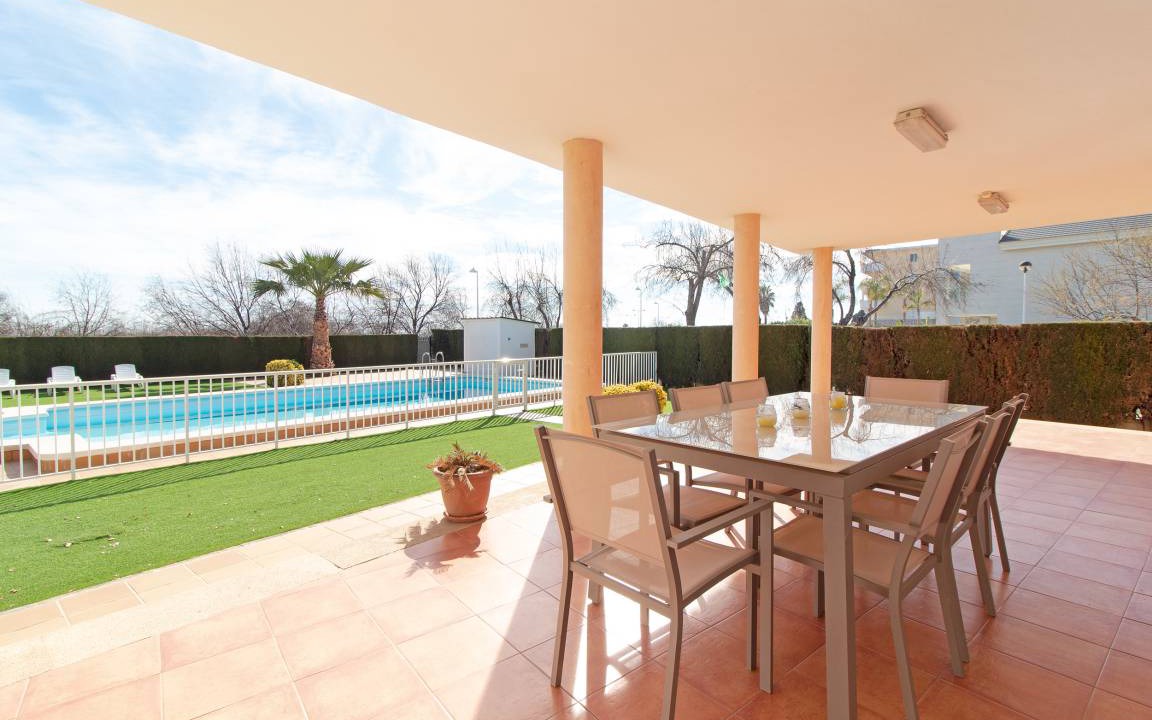 Photo of Patio Balcony in Almarda