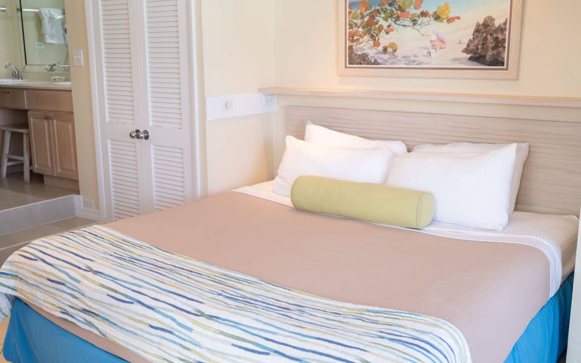 Photo of Bedroom in Paradise Island
