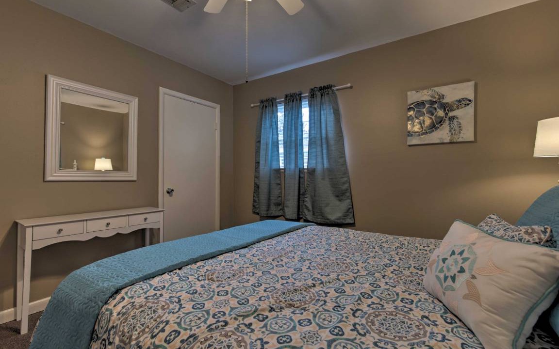 Photo of Bedroom in Gulfport