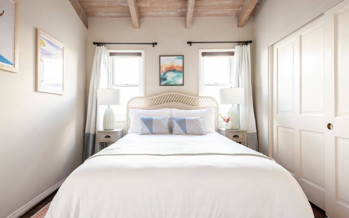 Photo of Bedroom in Balboa Peninsula