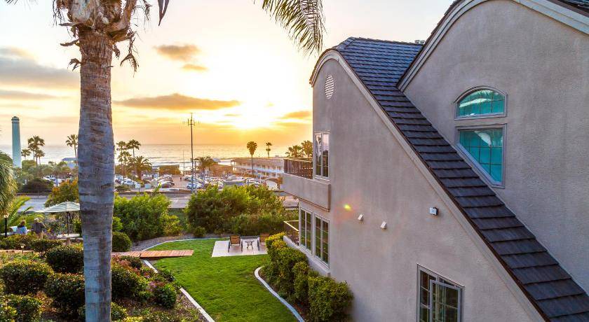 Photo of Others in Del Mar