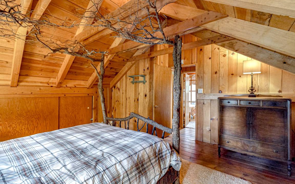Photo of Bedroom in McKinney Estates