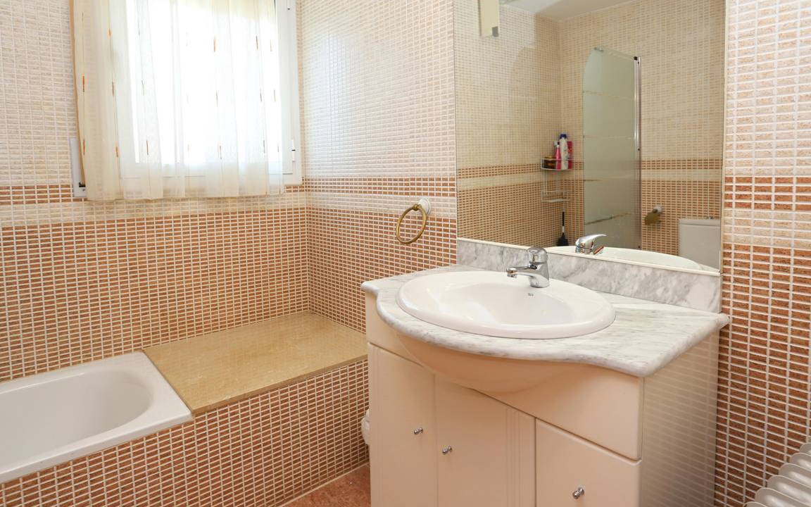 Photo of Bathroom in Creixell