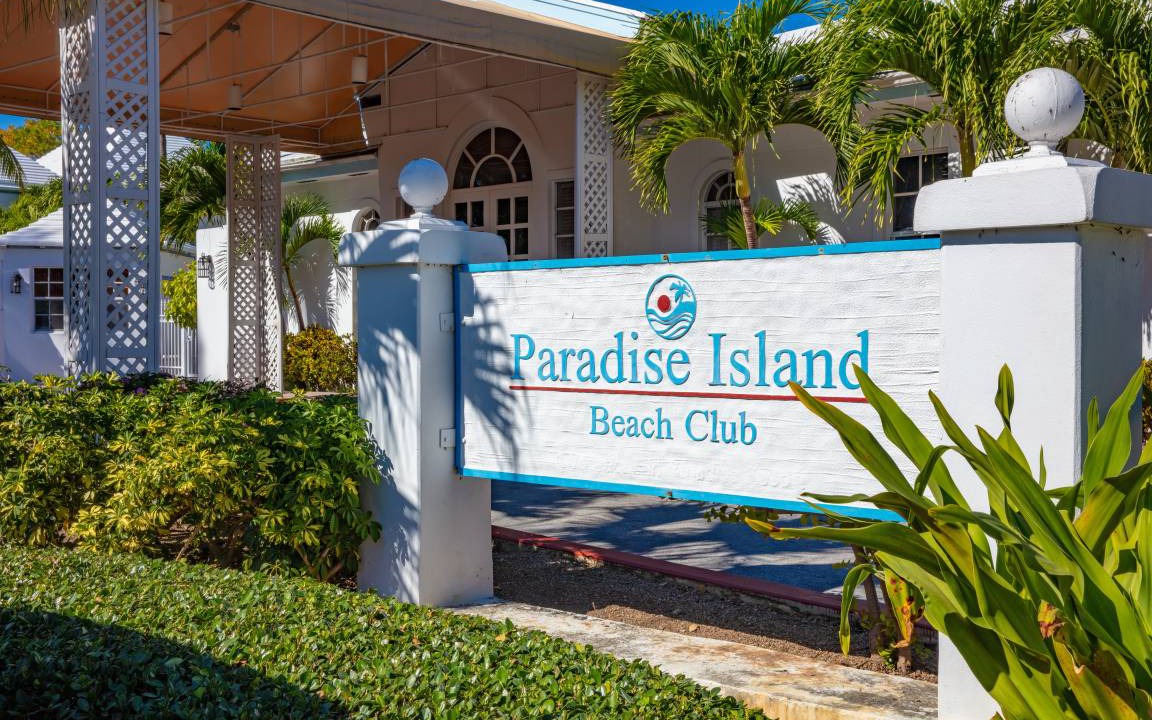 Photo of Others in Paradise Island