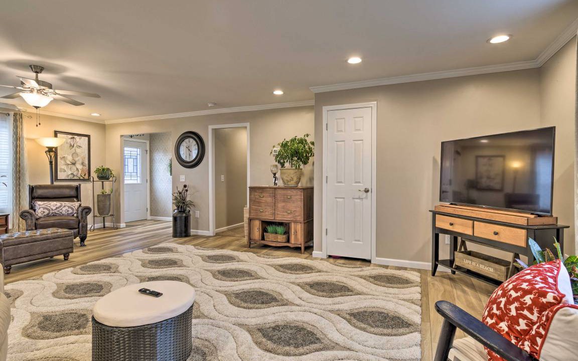 Photo of Livingroom in Bridgeport
