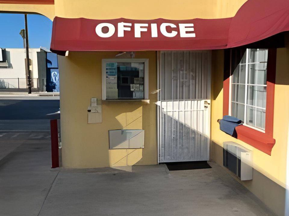 Photo of Others in Park Mesa Heights