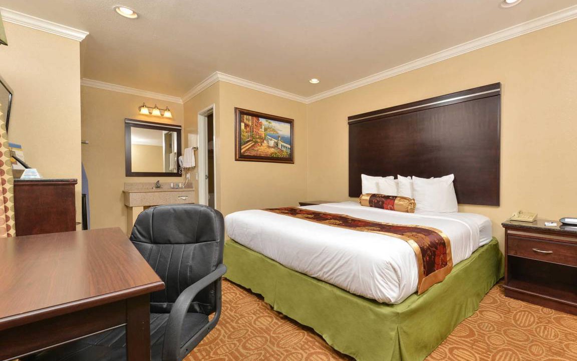 Photo of Bedroom in Del Cerro