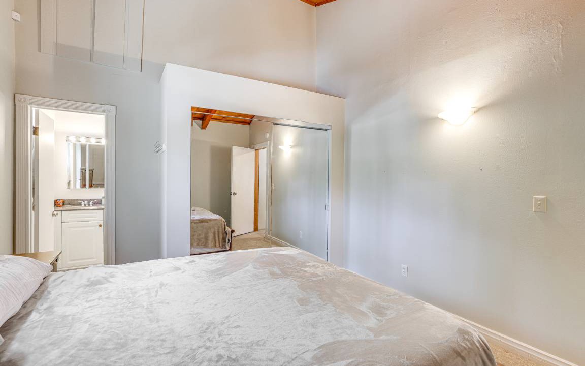 Photo of Bedroom in Arrowbear Lake