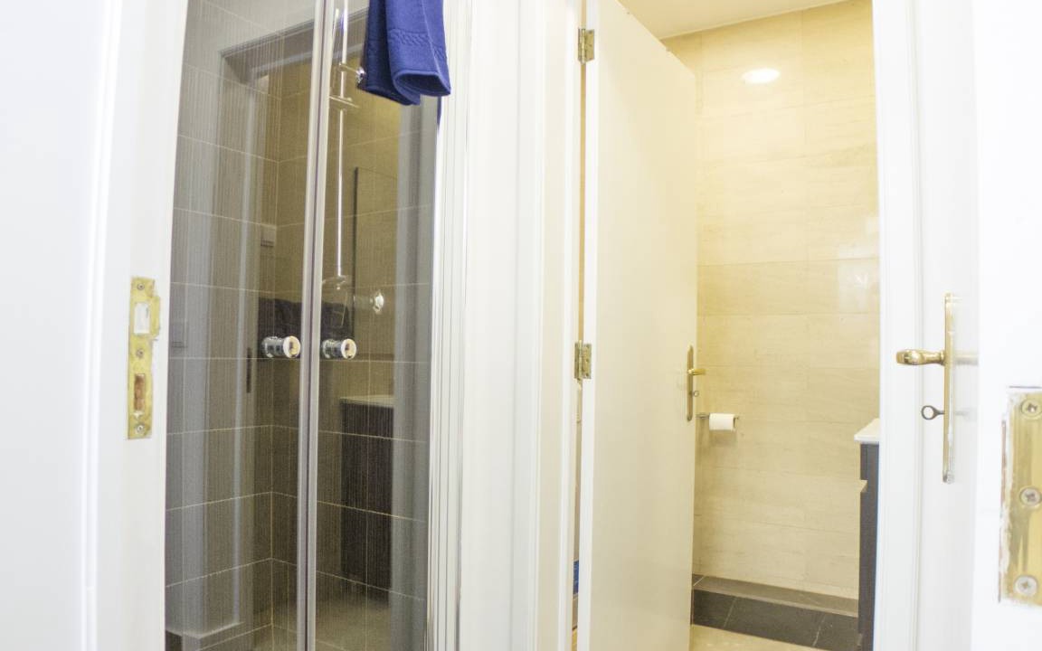 Photo of Bathroom in Baixa