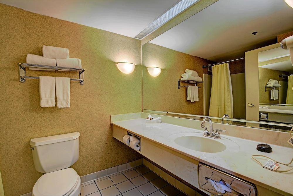 Photo of Bathroom in Robinsonville - Tunica