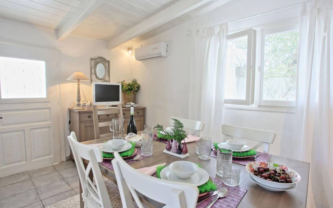 Photo of Livingroom in Katsimatika