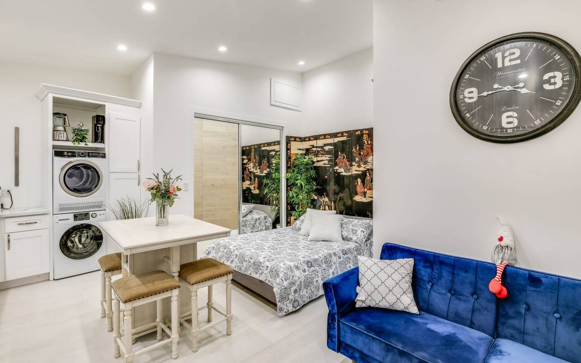 Photo of Livingroom in East Los Angeles