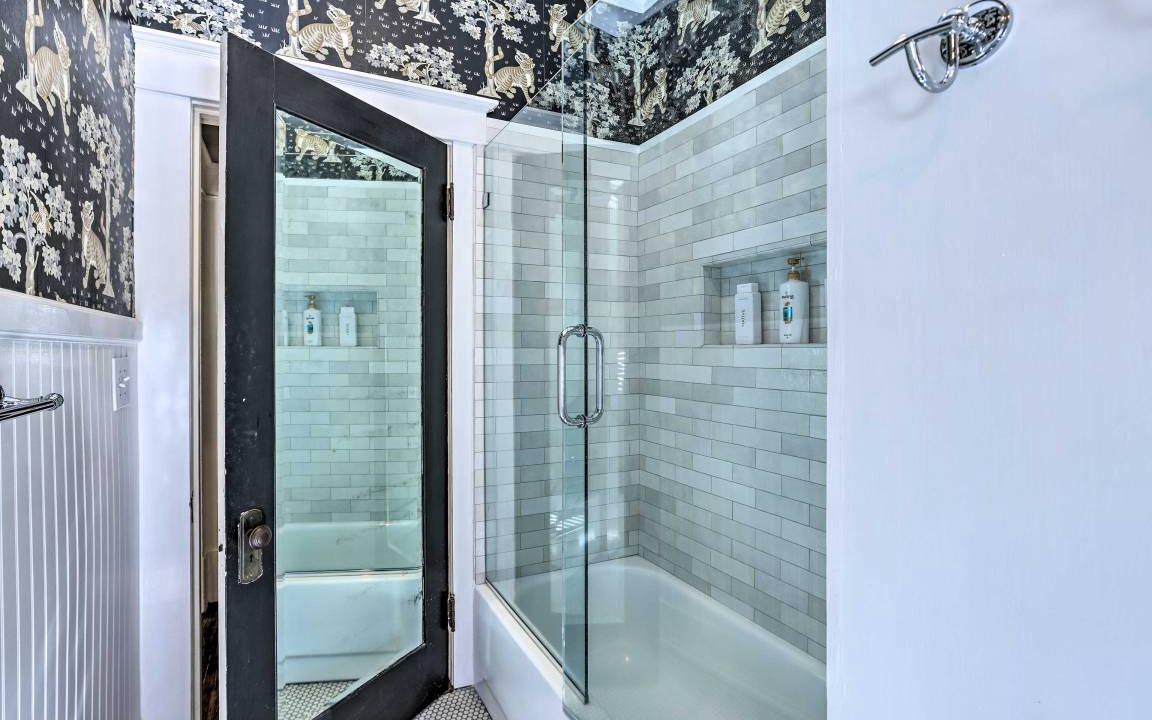 Photo of Bathroom in Crestline Heights