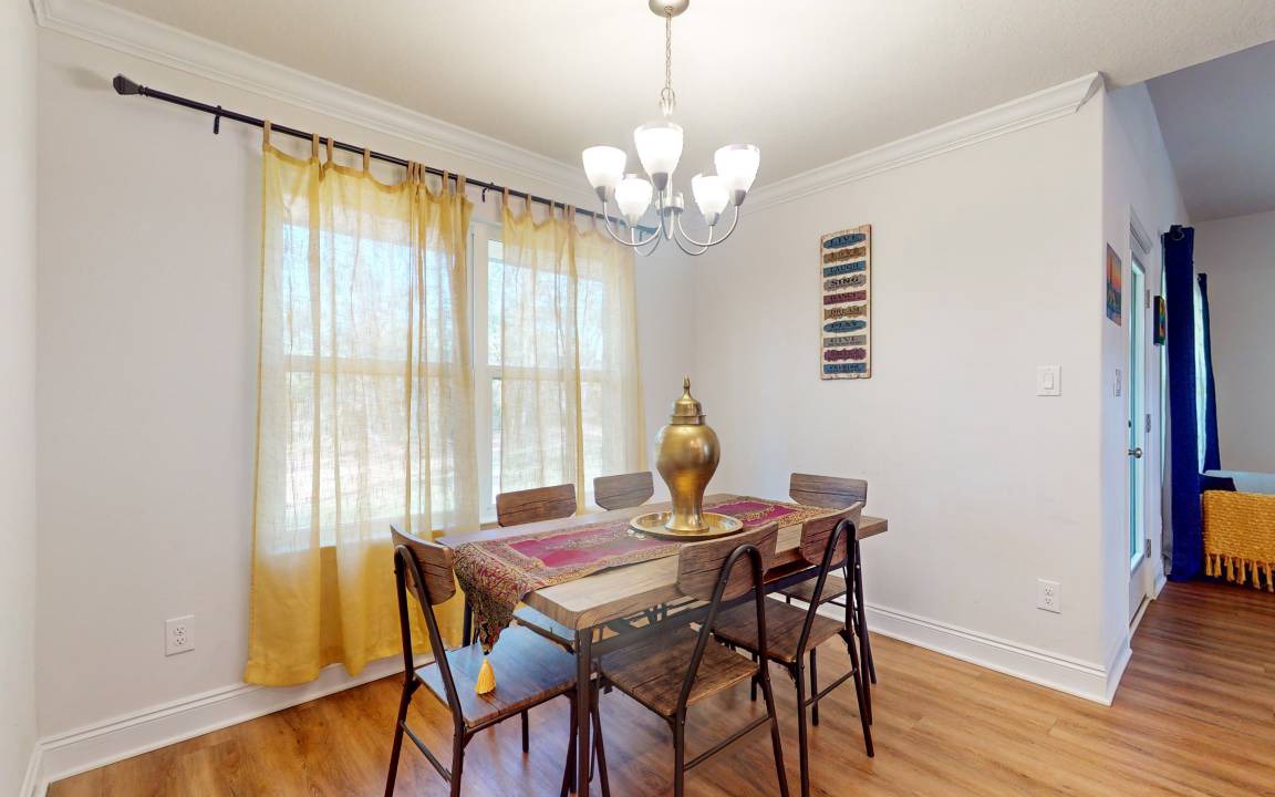 Photo of Livingroom in Northeast Pensacola
