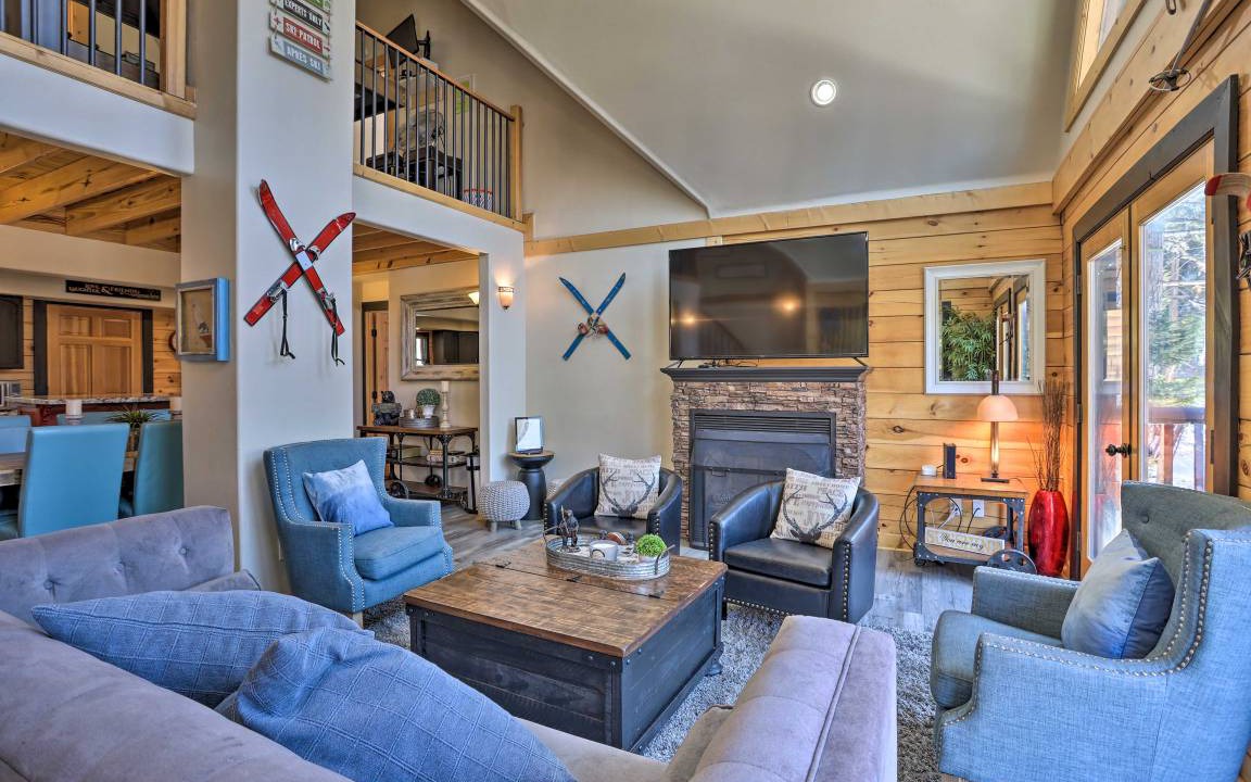 Photo of Livingroom in Moonridge