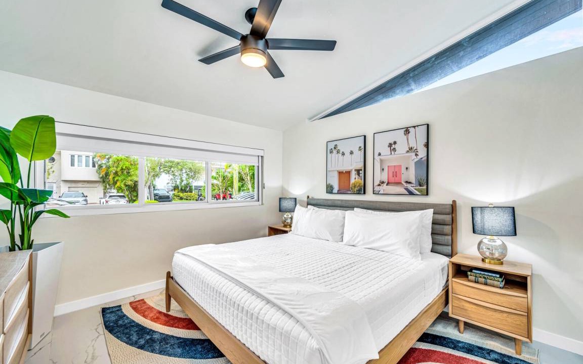 Photo of Bedroom in Coral Ridge