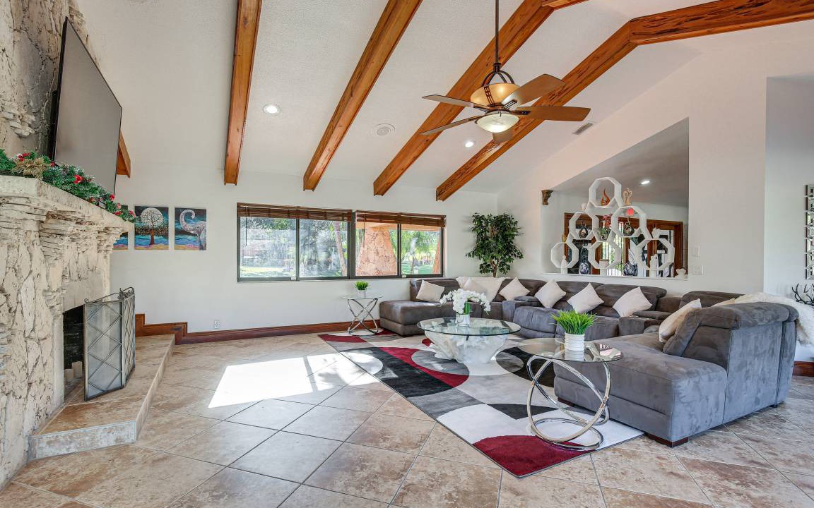 Photo of Livingroom in Coral Springs