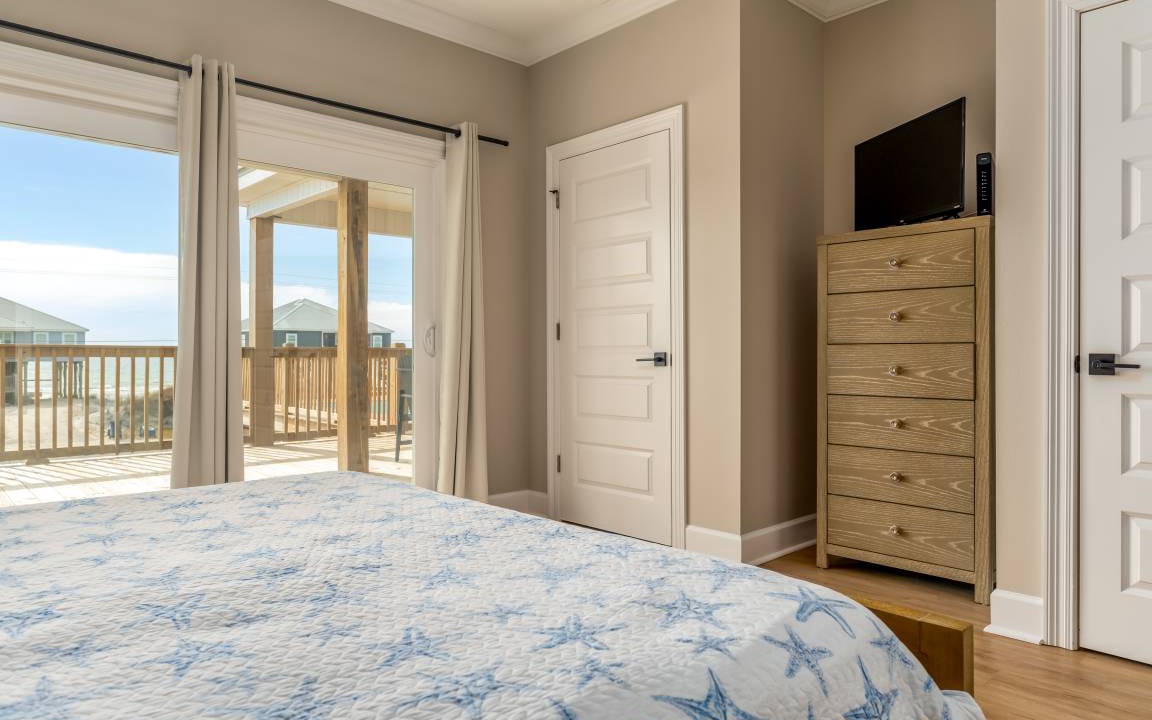 Photo of Bedroom in Dauphin Island