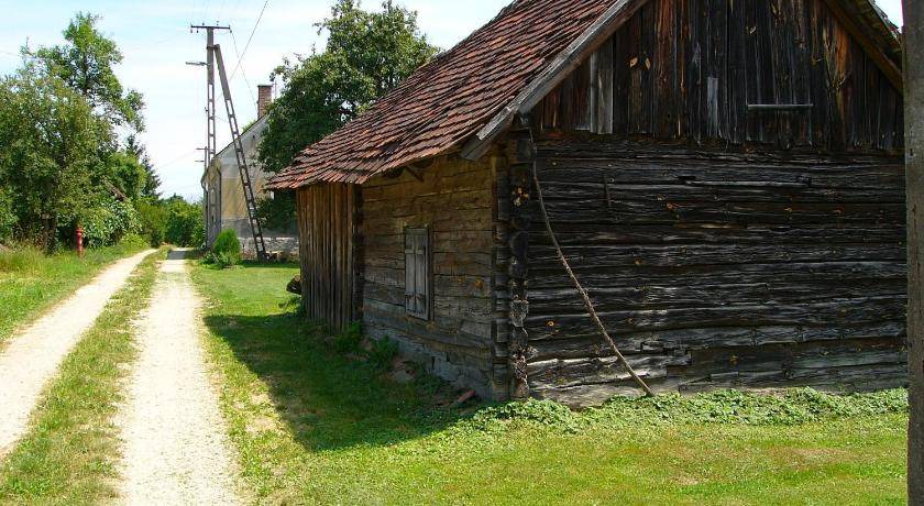 Photo of Buildings in Magyarszombatfa