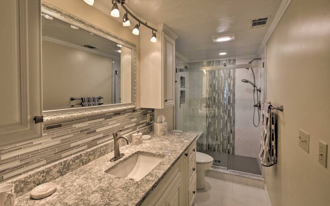 Photo of Bathroom in Crescent City