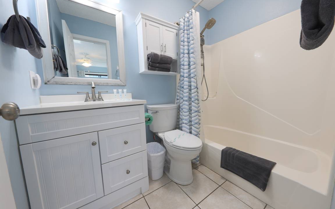 Photo of Bathroom in Gulf Shores