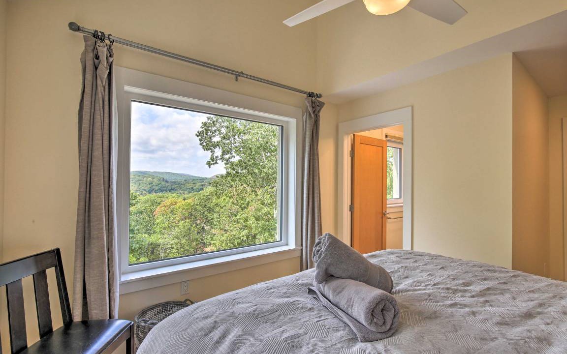 Photo of Bedroom in Garrison