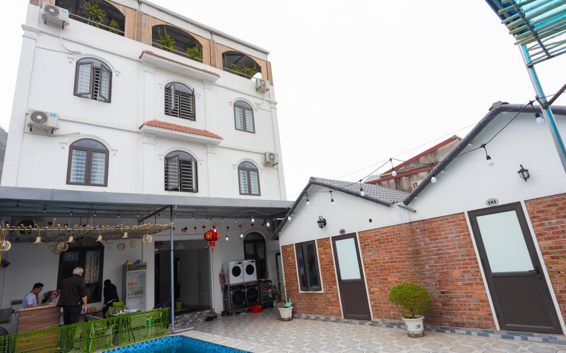 Photo of Others in Hoa Lu