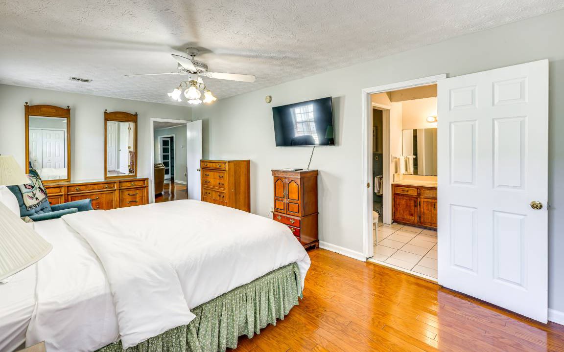 Photo of Bedroom in Montgomery