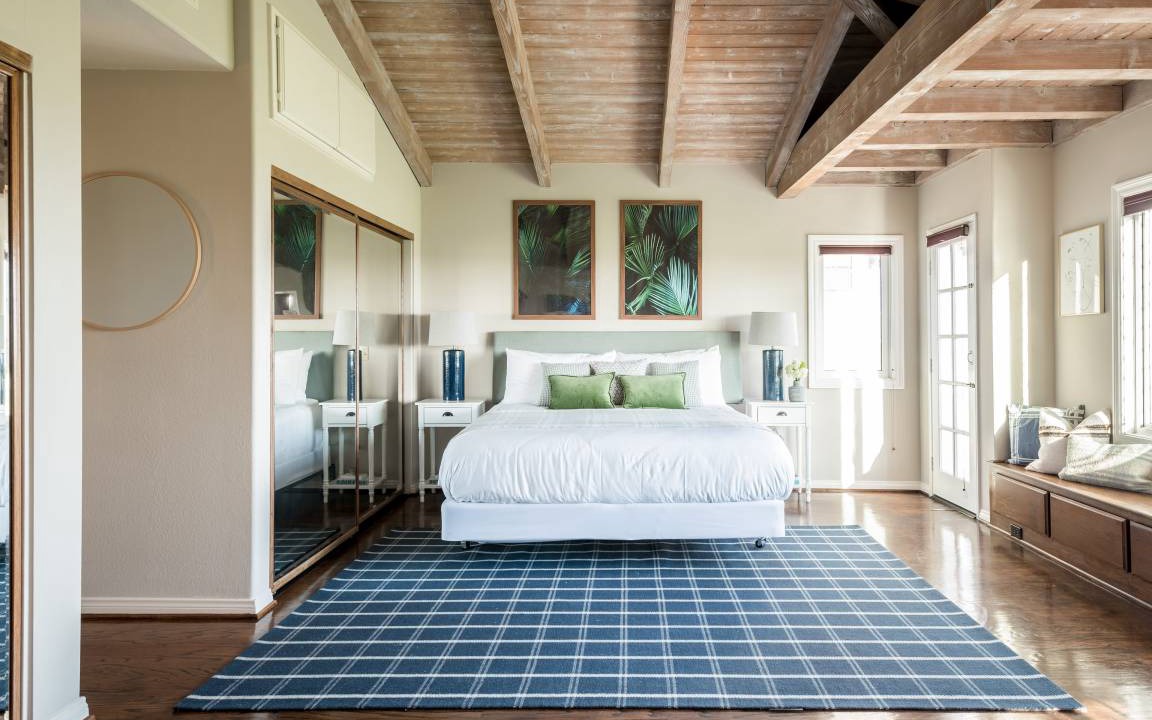 Photo of Bedroom in Balboa Peninsula