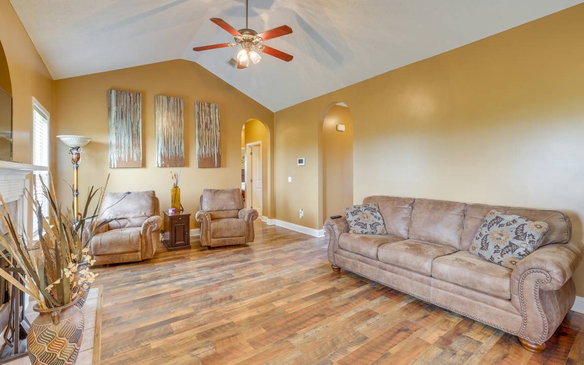 Photo of Livingroom in Moundville