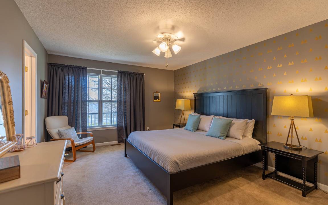 Photo of Bedroom in Seven Devils