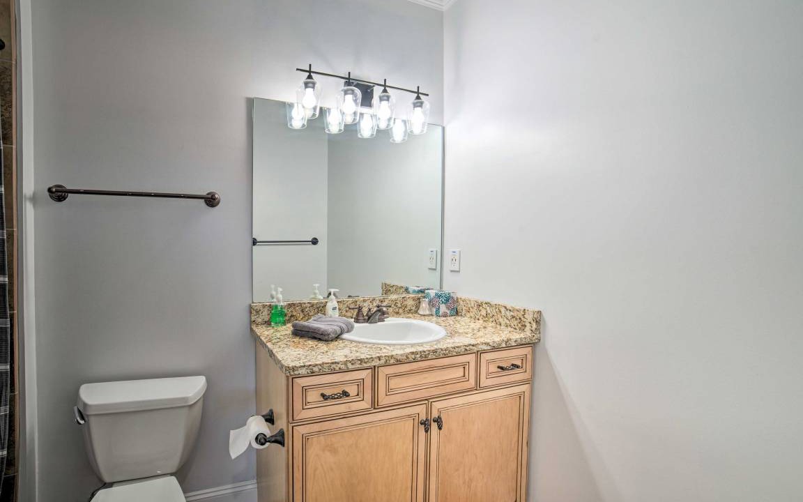 Photo of Bathroom in Tuscaloosa