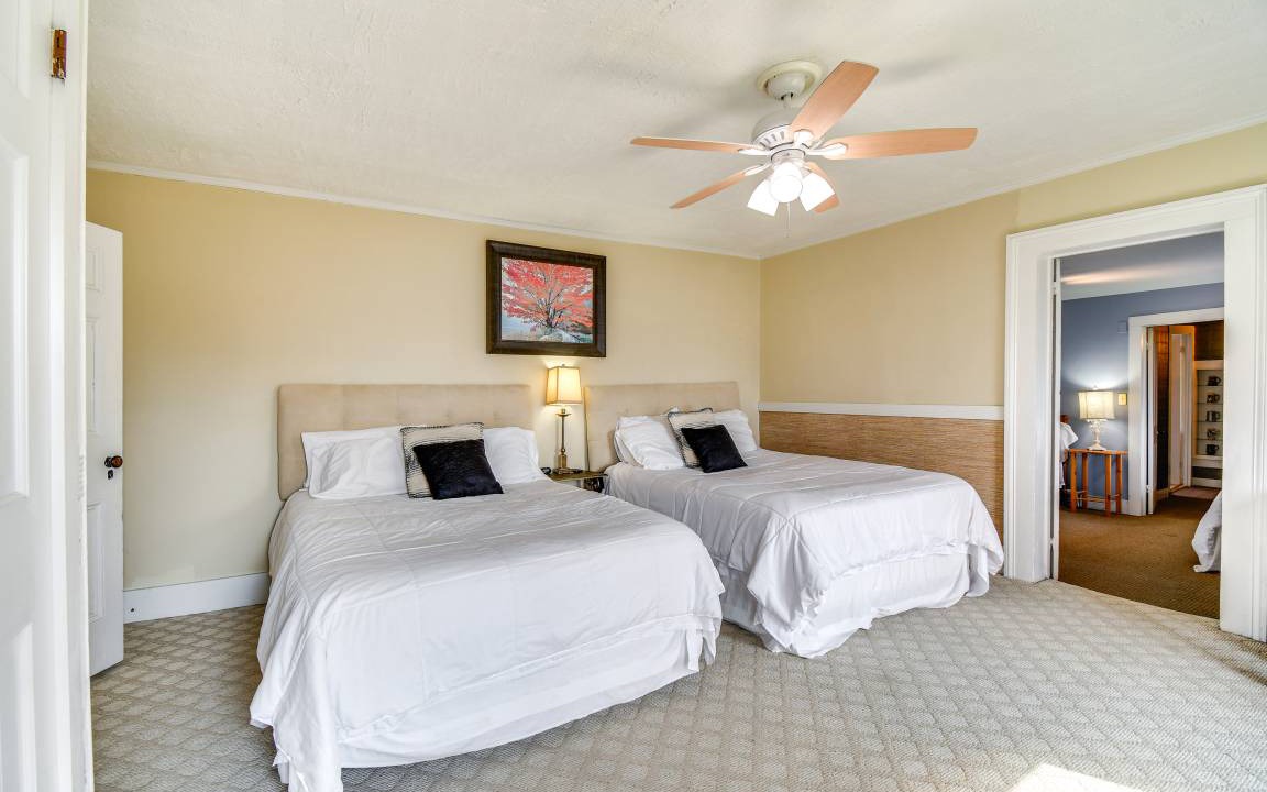 Photo of Bedroom in Cayuga