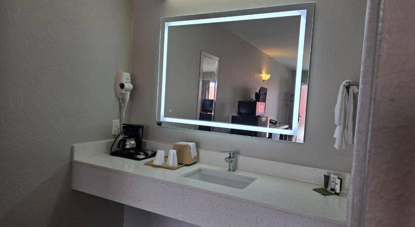 Photo of Bathroom in South Hill