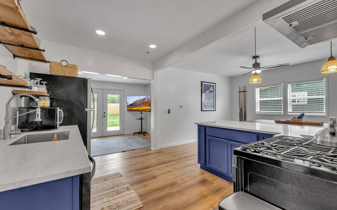 Photo of Kitchen in Lake Erie Beach