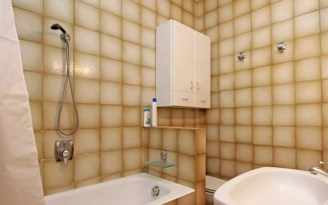 Photo of Bathroom in Gothic Quarter