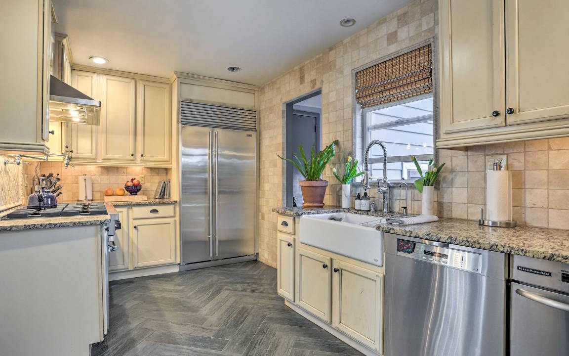 Photo of Kitchen in Teaneck