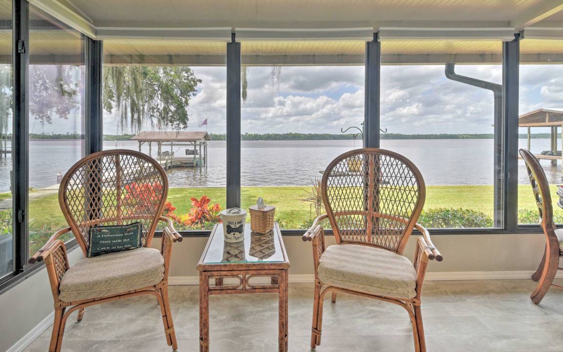 Photo of Patio Balcony in Crescent City