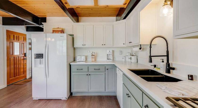 Photo of Kitchen in Sugarloaf