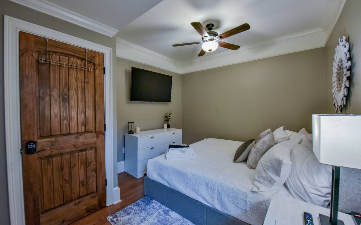 Photo of Bedroom in Tuscaloosa