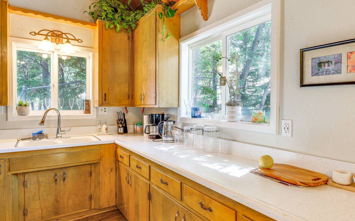 Photo of Kitchen in Arrowbear Lake