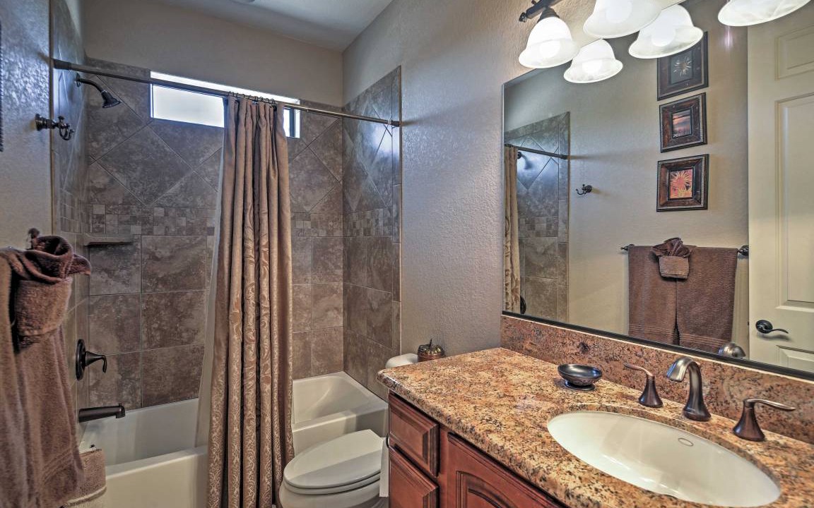 Photo of Bathroom in Desert Hills