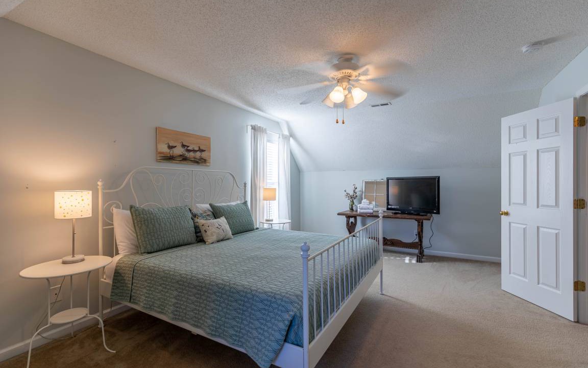 Photo of Bedroom in Seven Devils